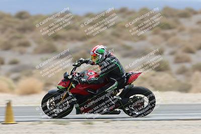 media/May-05-2025-Moto Forza (Mon) [[3c1838c5e5]]/2-B Group/Session 3 (Panning Test Turn 14 Inside)/